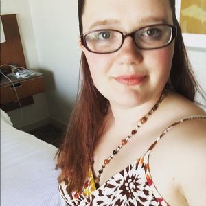 Meet your Posher, Clementine